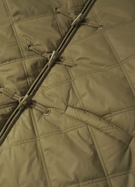 Удлиненная демисезонная куртка для девочки