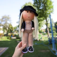 Текстильна лялька ручної роботи "Мрія"  ДекоЛад