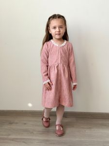 Вельветовое платье для девочки (пудровое)