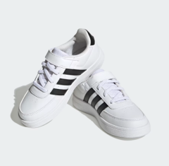 Кросівки для дитини від Adidas