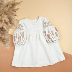 Трикотажна сукня з вишивкою "Колоски" (молочна), Ліо 3074-26