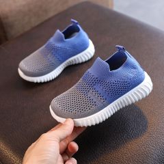 Кросівки для дитини