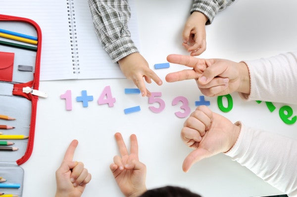 Як навчити дитину таблиці множення