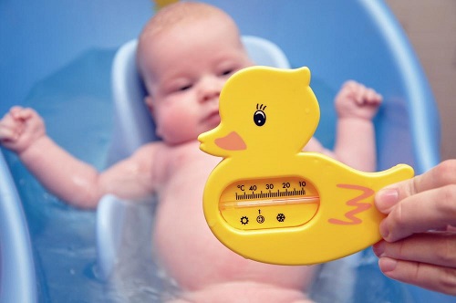 Температура купання немовля